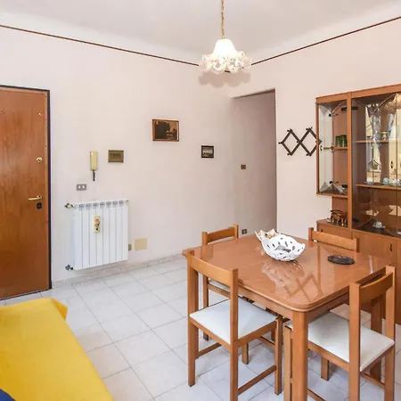 1 Bedroom In Im アパート