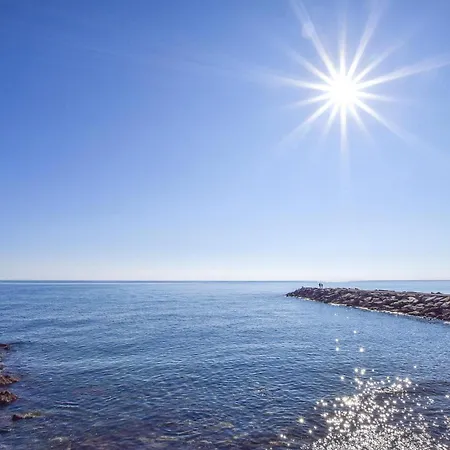 1 Bedroom In Im Apartamento Sanremo